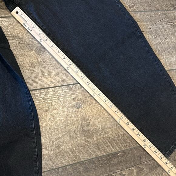 NWT Universal Thread Women's High Rise Balloon Jeans Black Size 8 - Picture 4 of 7